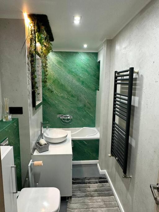 Stylish Apartment In Dambu Тыргу-Муреш Экстерьер фото